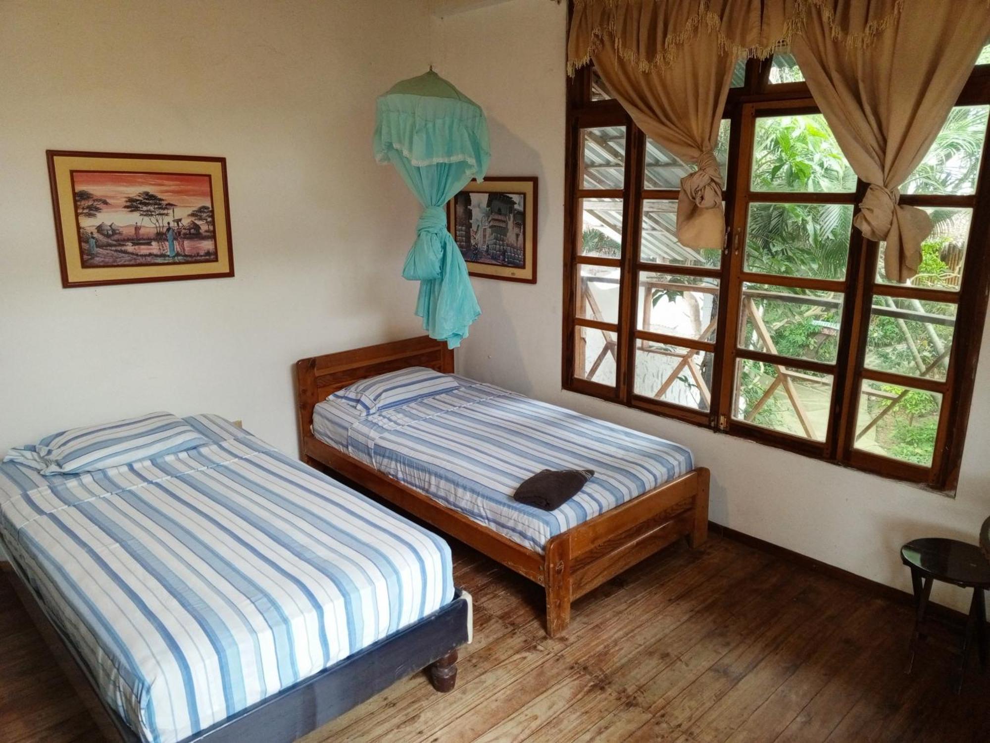 Bed And Breakfast Puerto López エクステリア 写真
