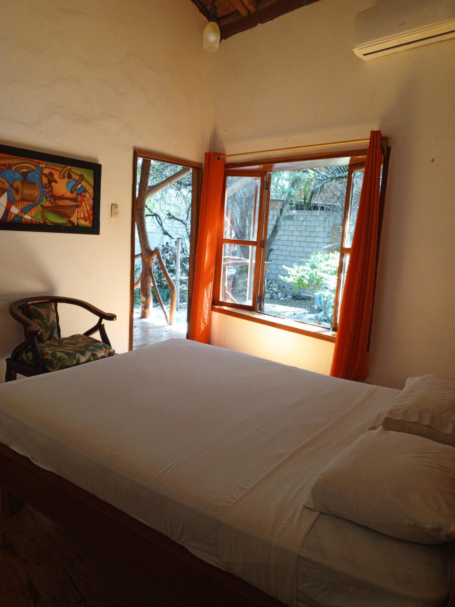 Bed And Breakfast Puerto López エクステリア 写真