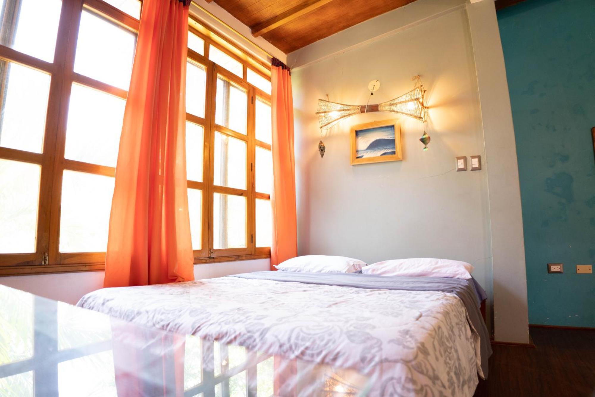 Bed And Breakfast Puerto López エクステリア 写真