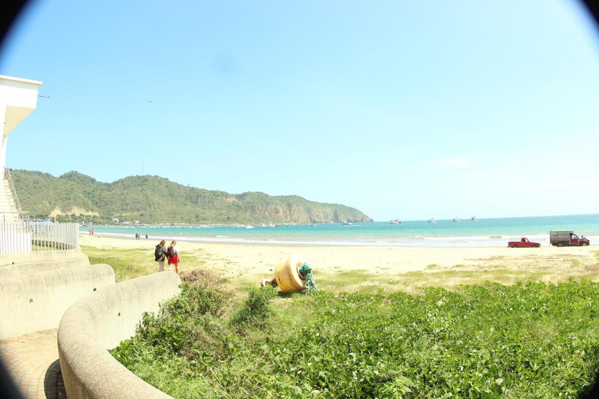 Bed And Breakfast Puerto López エクステリア 写真