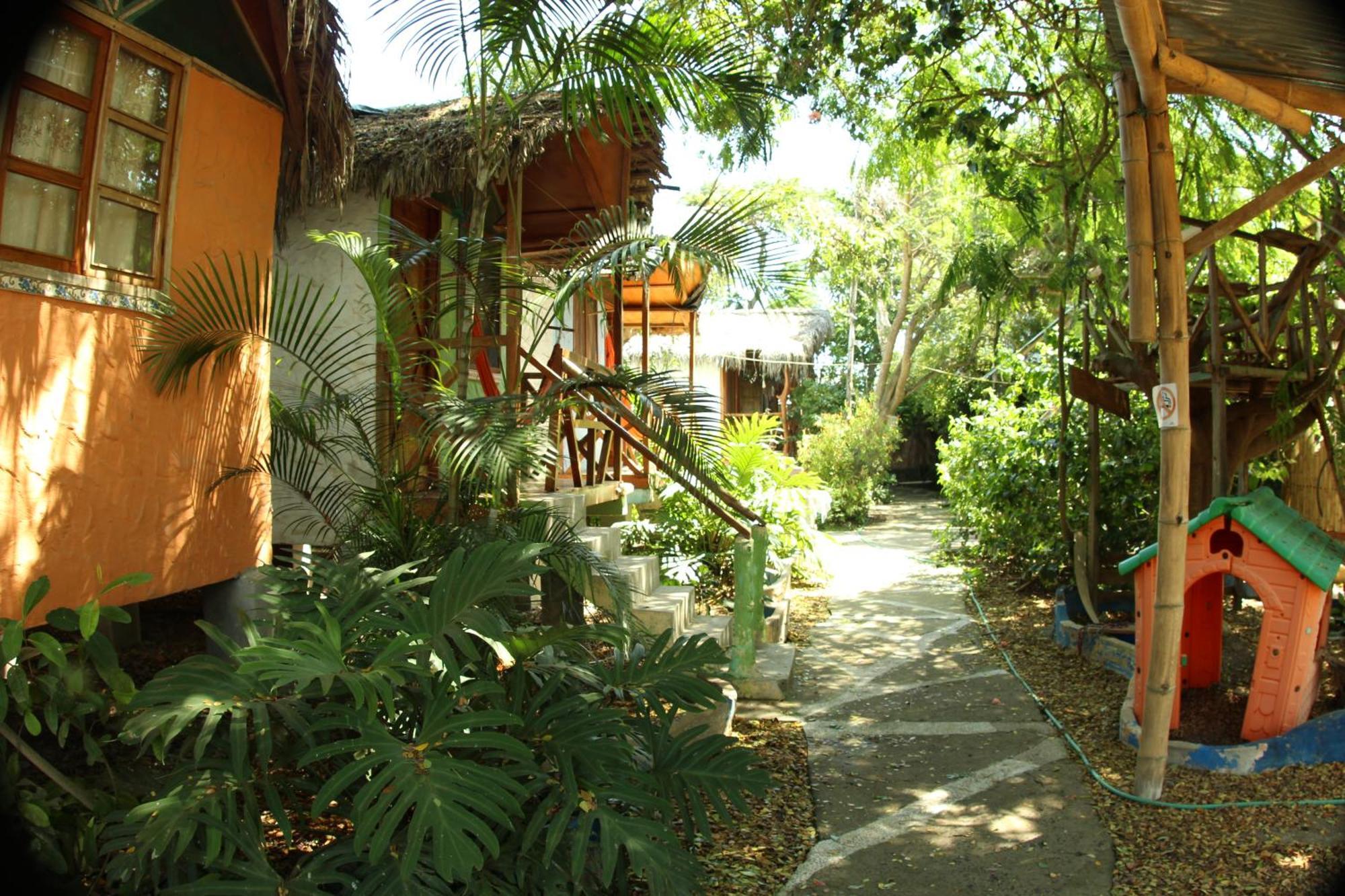 Bed And Breakfast Puerto López エクステリア 写真