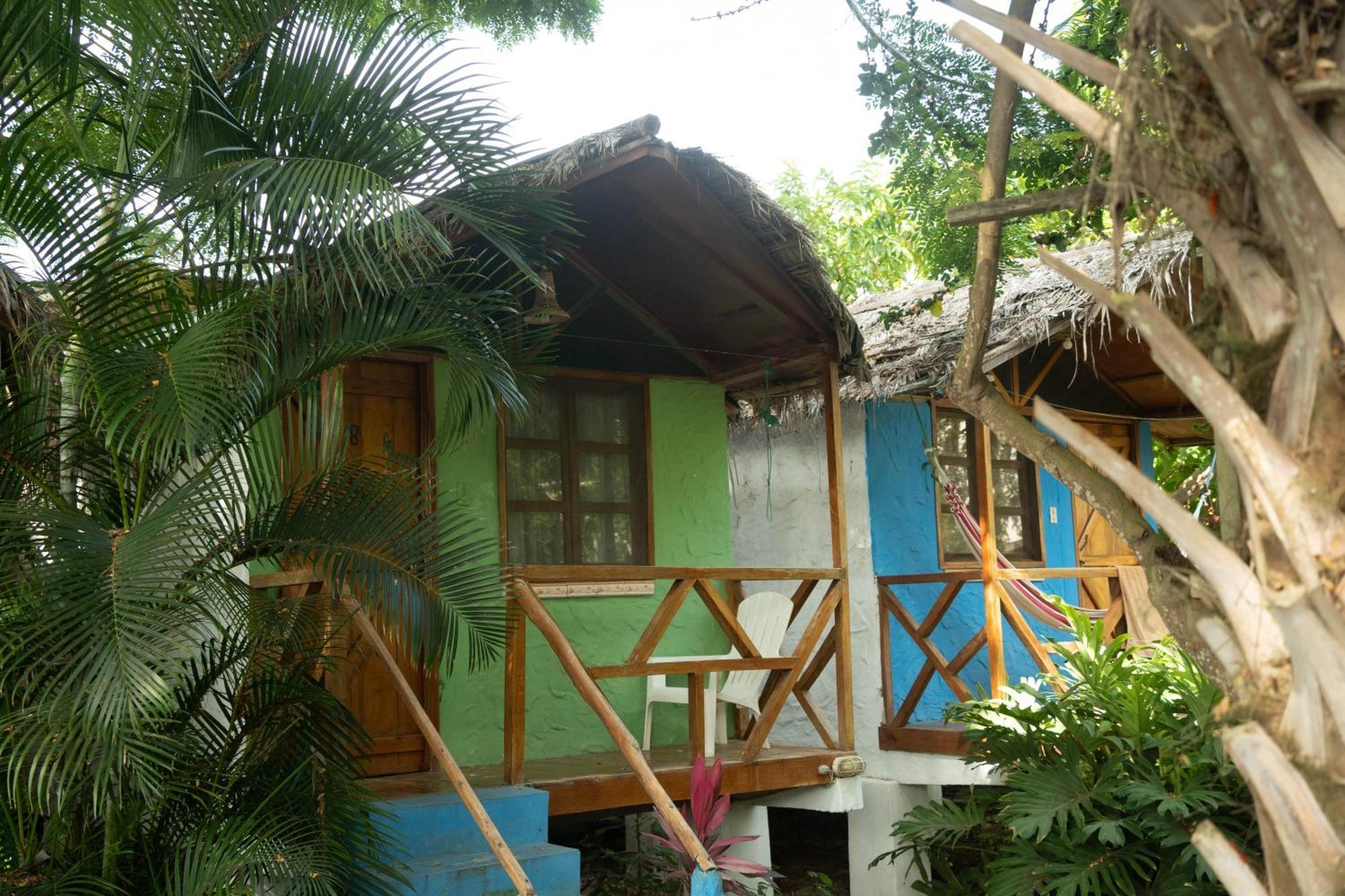 Bed And Breakfast Puerto López エクステリア 写真